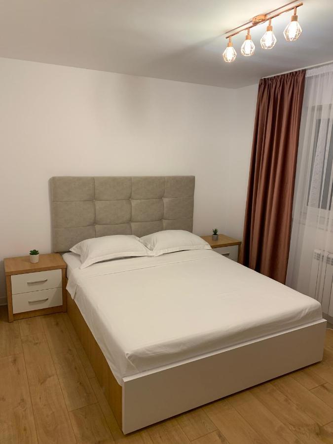Sunny Apartment In Suceava Eksteriør bilde